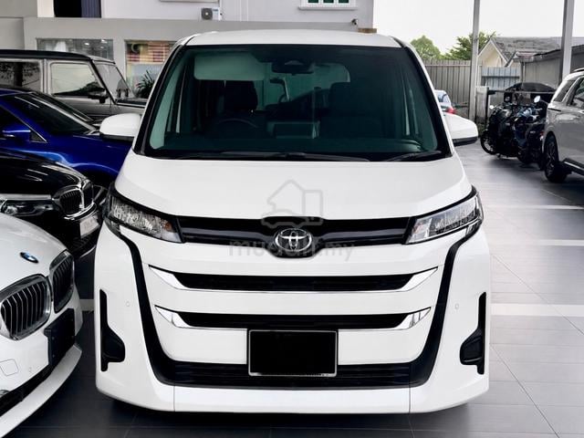 2022 Toyota NOAH 2.0 X (A) Low Mileage - 2