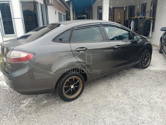 2011 Ford FIESTA 1.6 LX Ti-VCT (A) - 4