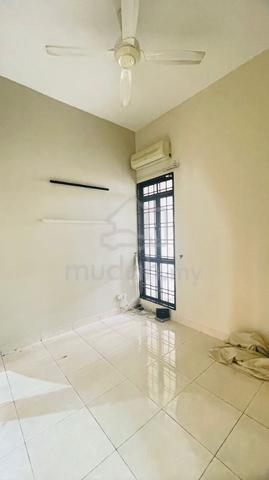 Move In Ready Double Storey Superlinked Jalan Birai, Bukit Jelutong 5