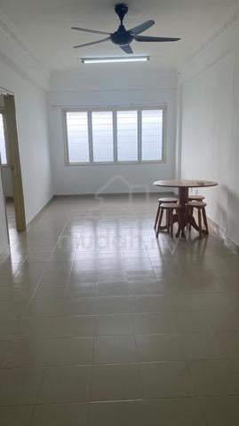 Flat Taman Bukit Segar 1