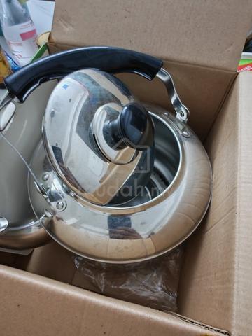 Brand new LA Gourment metal kettle - photo 5 of 5