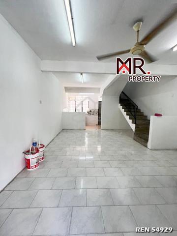 KITCHEN EXTENDED 3 Storey Terrace House Taman Bandar Baru FOR SALE 1