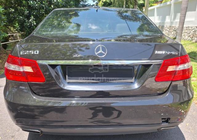 Mercedes Benz E250 AMG (A) Blacklist Fulloan Malay - 4
