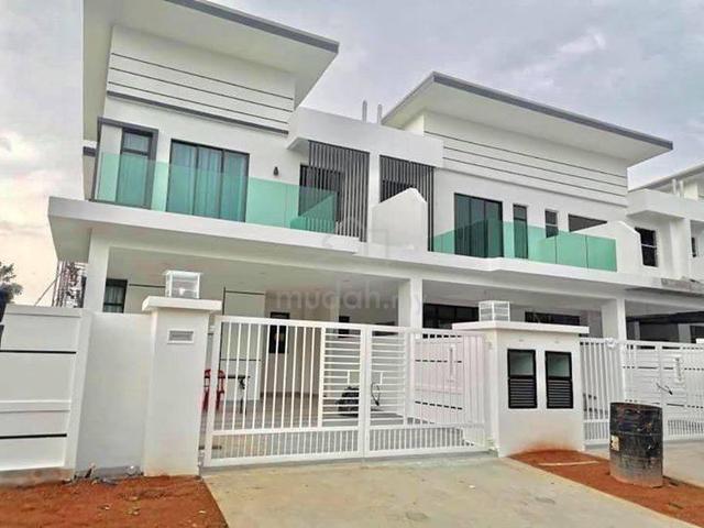 2km From Public Transport 🚆 Freehold Double Storey - RMM-NS 1