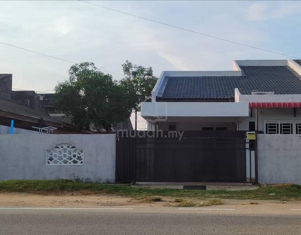 (Near Paka Town) Semi D Single Storey House 1