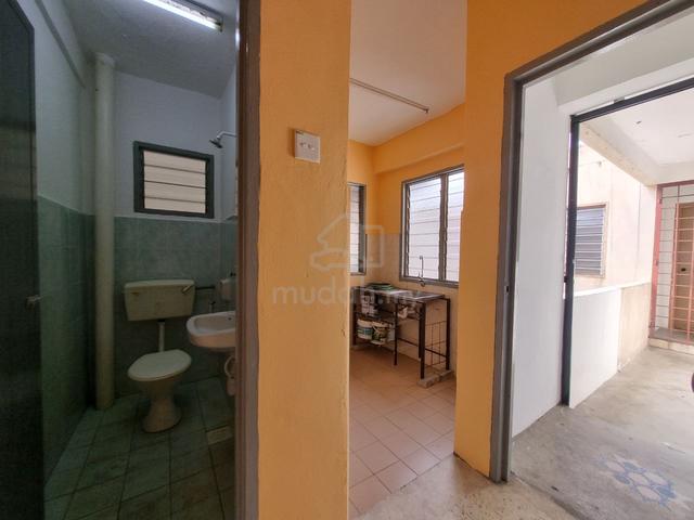 Alpha Arena Apartment 5