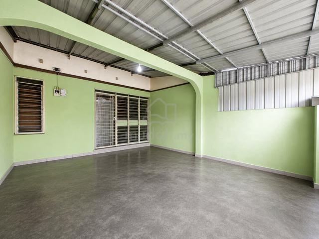 [FACING OPEN] Teres 2 Tingkat Taman Utama Bercham 1
