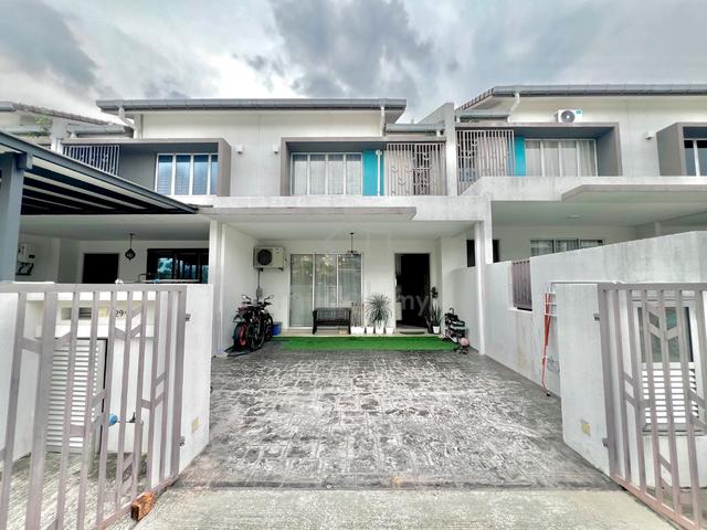RENOVATED🔥 DOUBLE STOREY TERRACE SERENIA CITY Kota Warisan Sepang 1