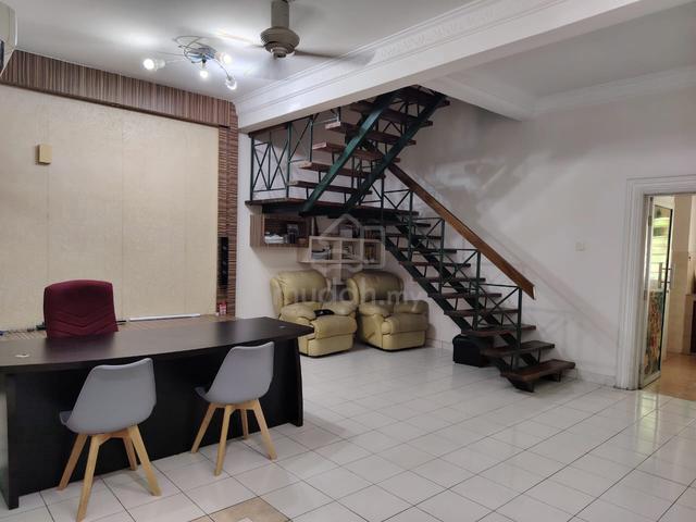 Tmn Sri Rahang, Seremban-2 Storey Terrace Partially Furnished 1