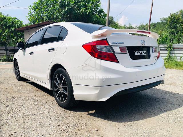 2015 Honda CIVIC 1.8 S FACELIFT (A) - 3