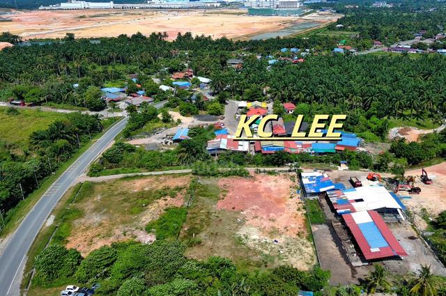 6.8 Acres Main Road Industrial Title Land For Sale @ Lunas , Kulim 1