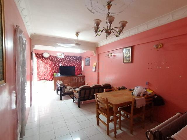 Blok Mawar Apartment @ Taman Tun Teja Rawang 1