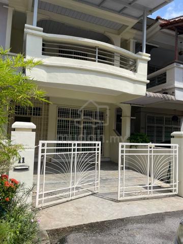 Double Storey Terrace House for Rent – Taman Naluri, Permatang Pauh 双层 1