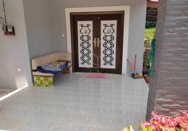 Banglo di Tanah Merah Gual Ipoh 1