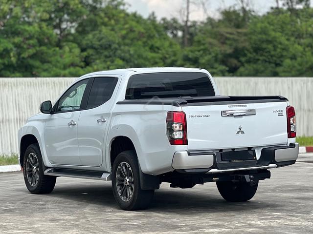 2020 Mitsubishi TRITON 2.4 VGT PREMIUM (A) - 4