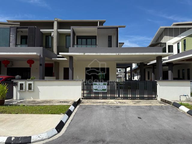 Pines Residence 84 Gated & Guarded Double Storey Corner Terraced House 1