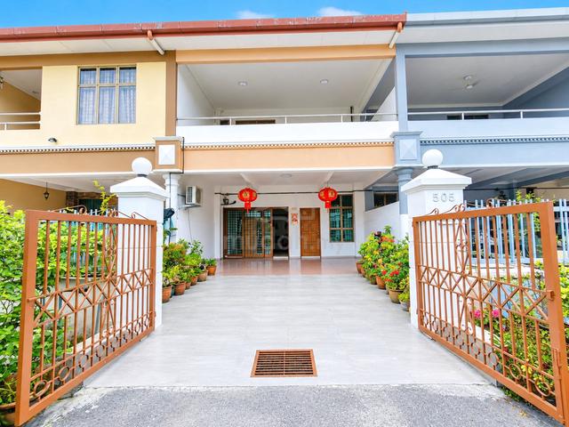 RENOVATED DOUBLE STOREY Taman Desa Melati, Bandar Baru Nilai 1