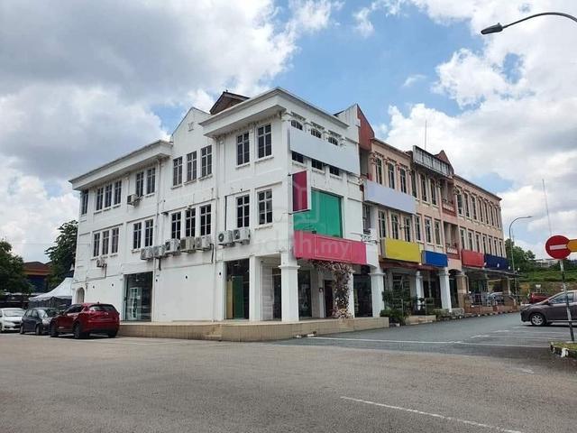 Bandar Baru Uda 3 Storey Shop For Sale 1