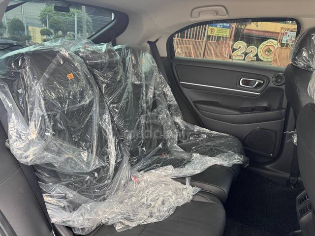 2026 Honda Hr-V 1.8 V 2K KM NEW CAR HONDA WARRANTY - 5