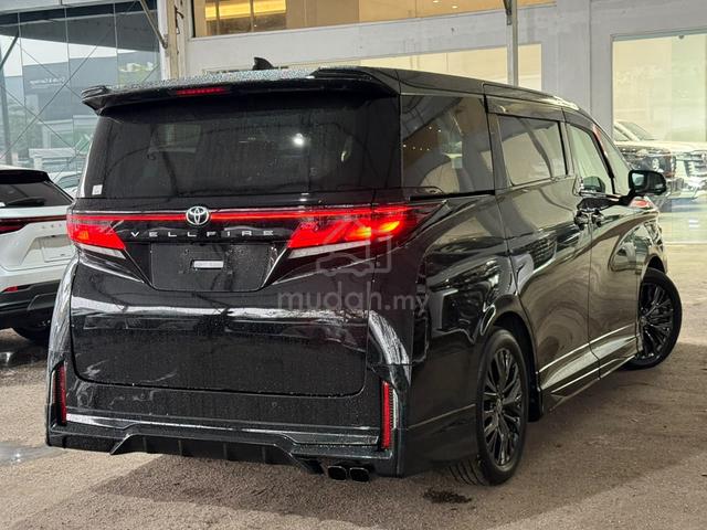 2024 Vellfire 2.4 Z PREMIER GR BODYKIT FULLY LOADE - 2