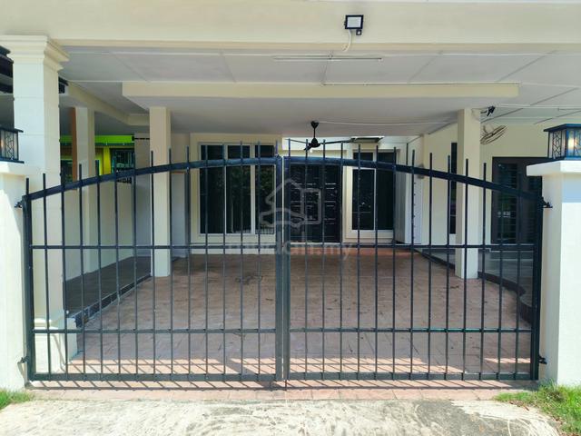 Corner Lot 1