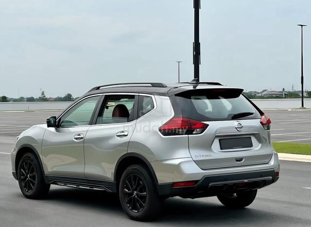 [2019] Nissan X-Trail 2.0 Mid Spec (AT) 7 Seater  - 2