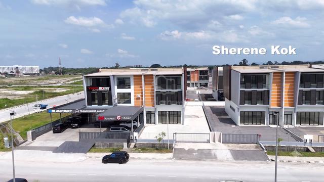 I0056 For Rent 3 Storey Semi D Warehouse @ Pines Square Batu Kawa 1