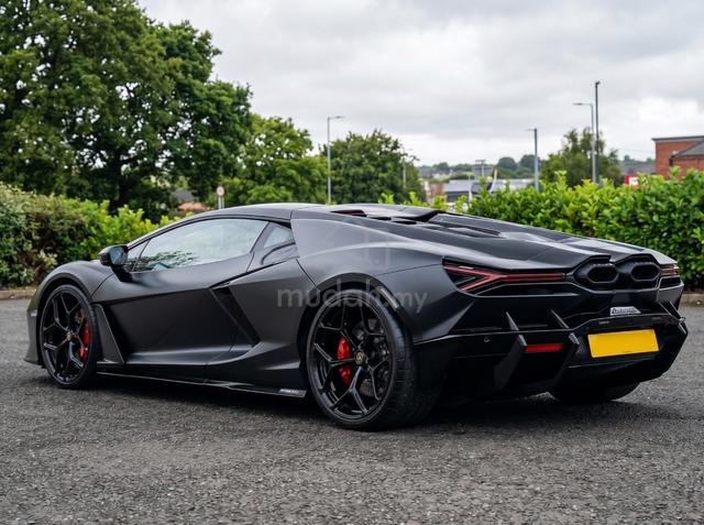 2025 Lamborghini Revuelto V12 Hybrid MATTE BLACK - 2