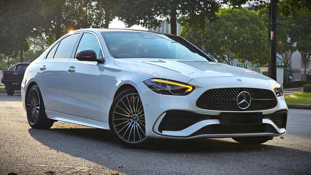 2023 MERCEDES BENZ C300 AMG LINE W206 local - 1
