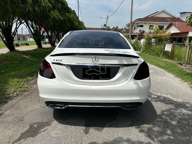 2015 Mercedes Benz C200 AVANTGARDE (CBU) 2.0 (A) - 4