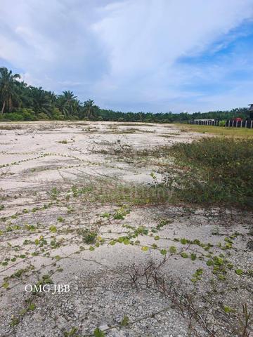 Industrial Land 3acres 130680sf Jenjarom Kampung Sungai Jarom Mainroad 1