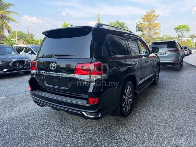 2017 Toyota L/C 4.6P ZX CBA-URJ202W (A) - 2
