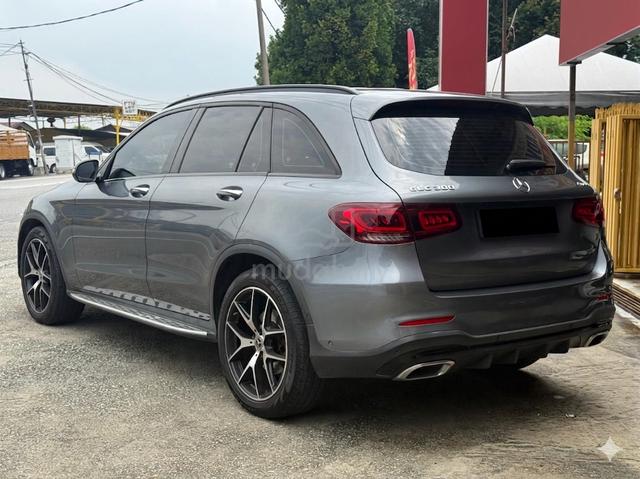 2020 Mercedes Benz GLC300 2.0 4MATC (A) LOAN KEDAI - 2