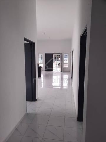 Pinggiran Putra 1 New Semi D for rent, 6km to HTAA 1