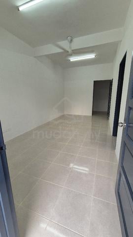Townhouse Tingkat 1, Gombak 1
