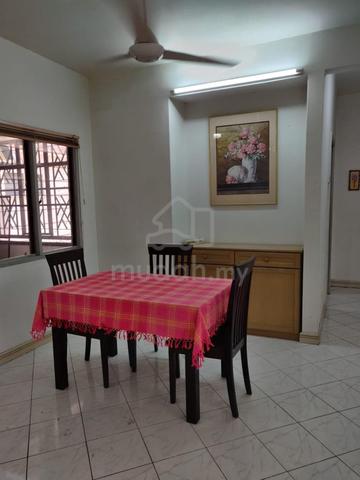 Sri York 1
