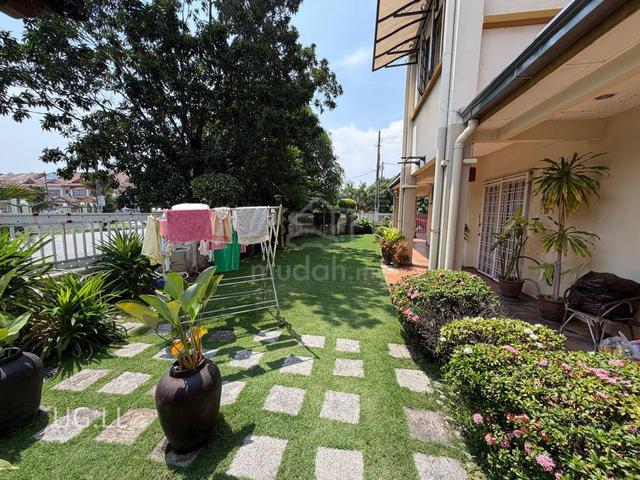 Bandar Bukit Tinggi 2 Klang 2 Storey Renovated Corner House for Sale 1