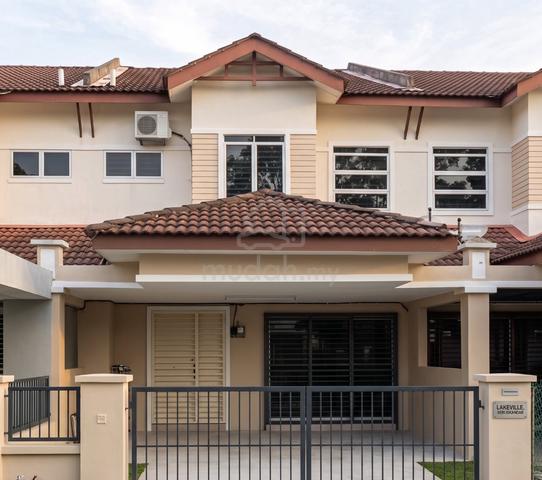 2 Storey Terrace LakeVille Bandar Universiti Seri Iskandar_UTP_UiTM 1