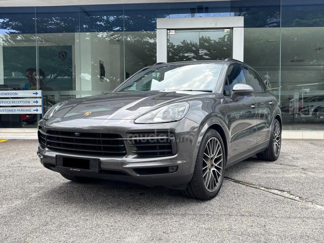 2022 Local Porsche CAYENNE 3.0 V6 1 Owner - 4