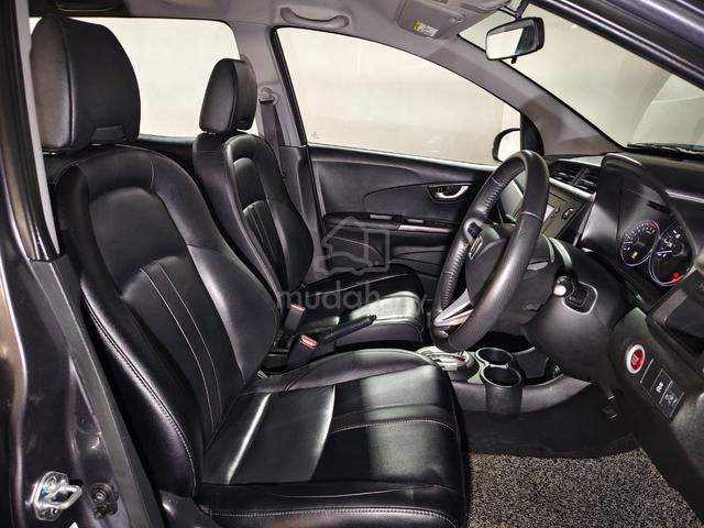 2017 Honda BR-V 1.5 V Spec 5-Years Warranty - 5