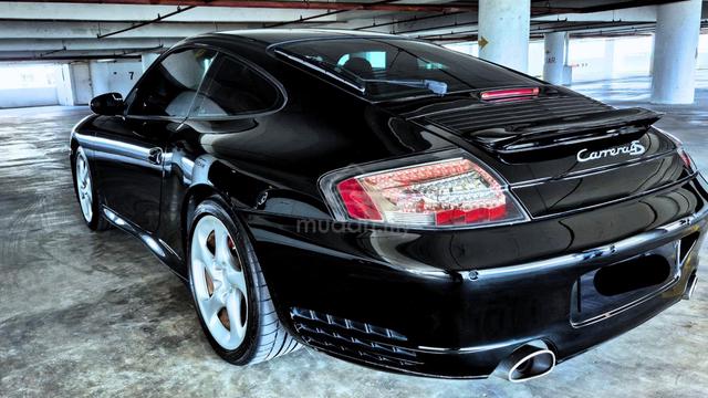 2003 Porsche 911 3.6 CARRERA 996 (A) - 2