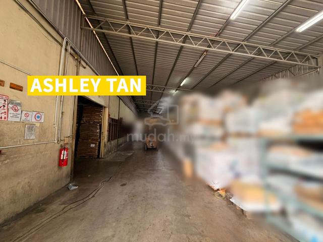 2.388acres Land 38000sqft BU Detached Factory Warehouse For Rent 1