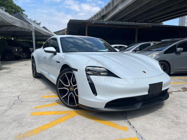 2023 Porsche TAYCAN 4S (Passenger Screen) 13k KM - 2