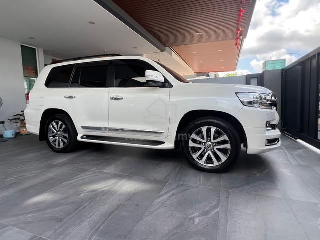 2017 Toyota LANDCRUISER 4.6 ZX (A) - 5