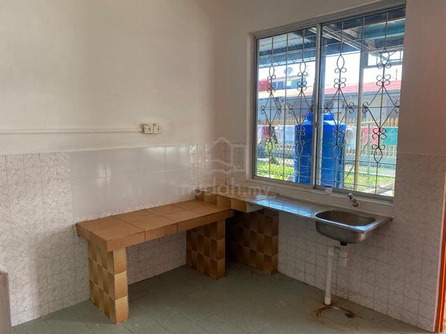 Taman Tasik Single Storey Intermediate Terrace for Rent 1