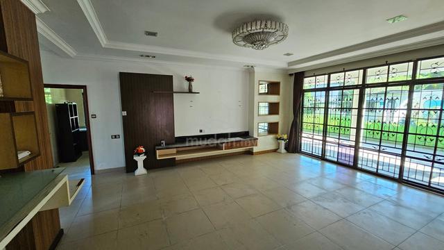 Bungalow Lot for Sale 1
