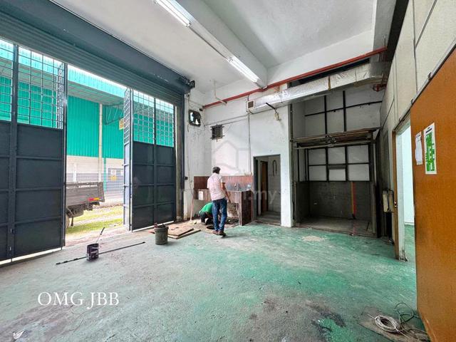 Taman Klang Jaya 2 storey Link Factory 25x80 for Rent 1