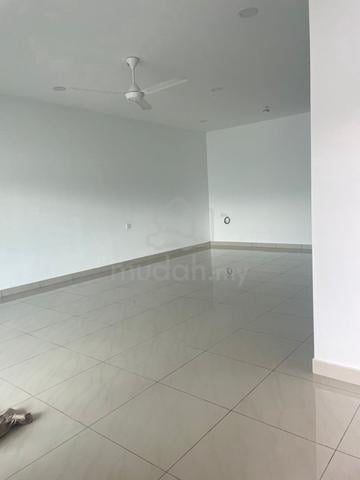 Tanjong Karang Townhouse 1