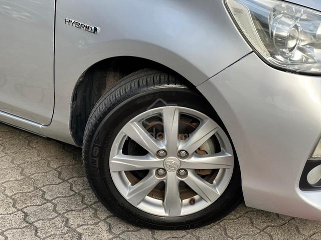 2013 Toyota PRIUS C 1.5 HYBRID (A) 80K KM F/S REC - 2