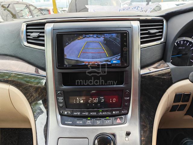 Toyota ALPHARD 2.4 (A) PILOT SEAT 7 SEATER 2P DOOR - 2